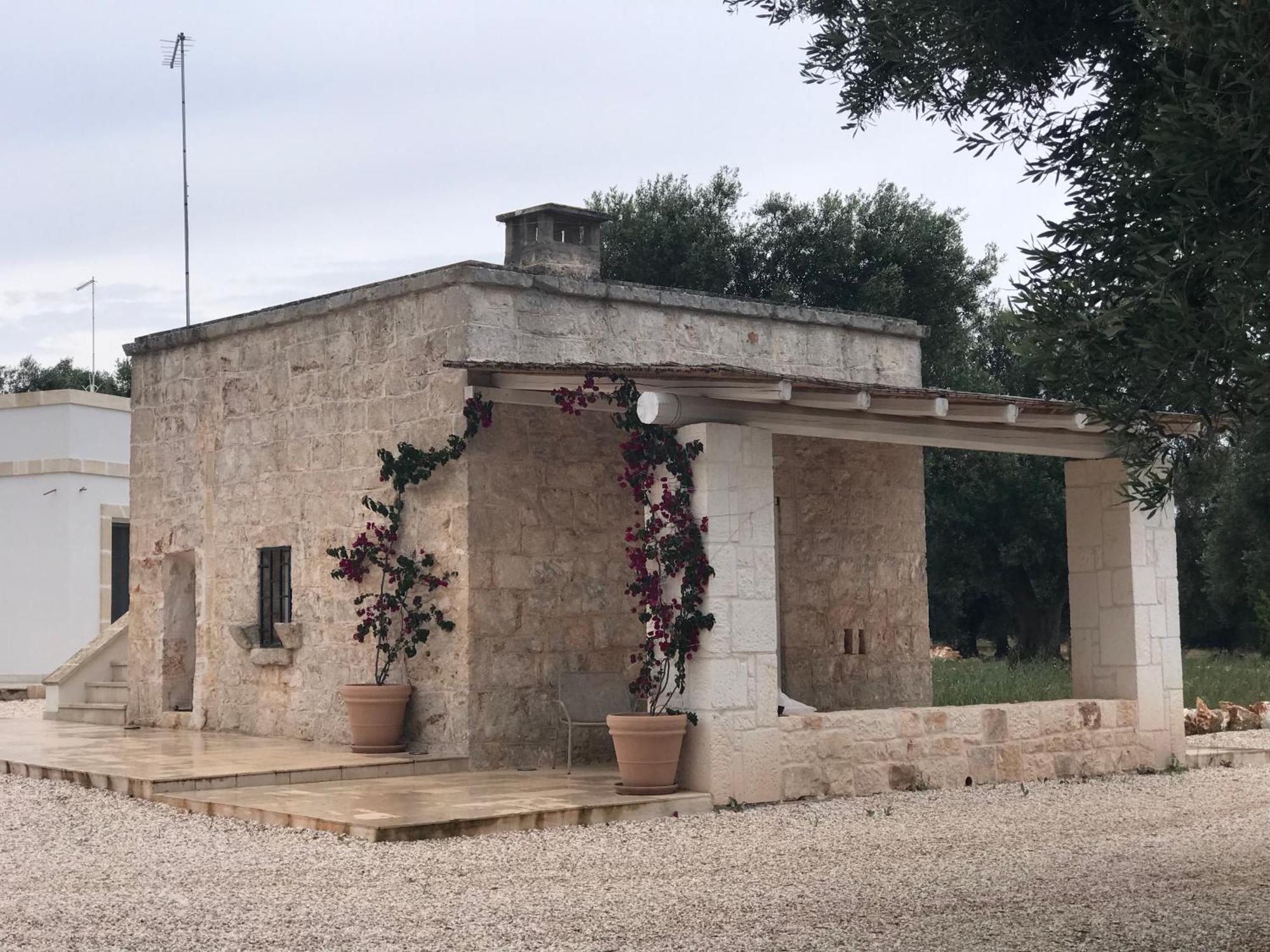 Tenuta La Pomona 오스투니 외부 사진